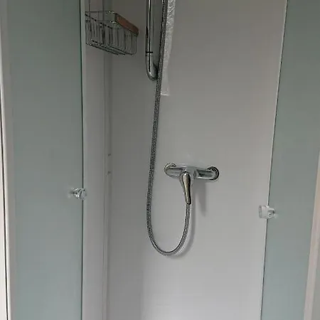 Dans Ancienne Maison Pyreneenne. Appartement Cadéac