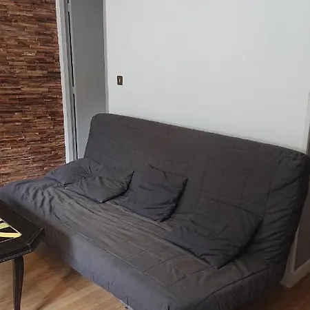 Dans Ancienne Maison Pyreneenne. Apartment Cadéac