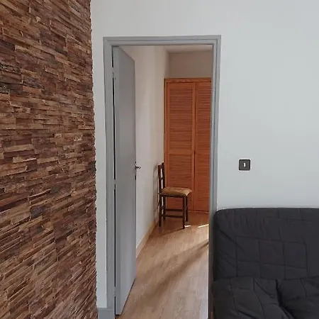 Dans Ancienne Maison Pyreneenne. * Cadéac